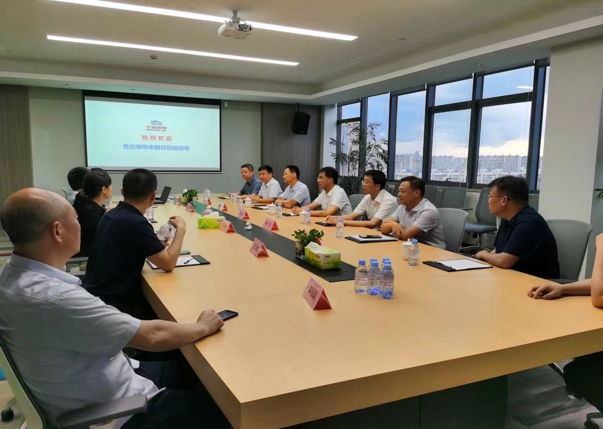 湖南澧縣縣委常委、縣長王啟武一行深入寧波萌恒參觀考察