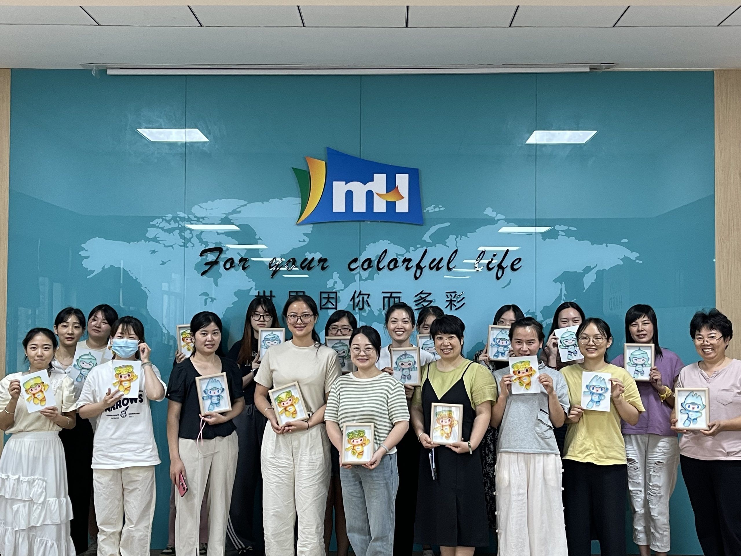 萌創(chuàng)空間開展衍紙畫制作亞運(yùn)會吉祥物活動