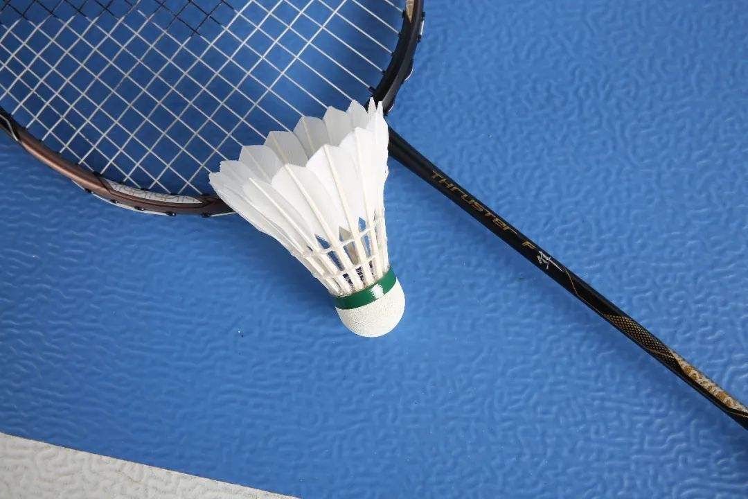 誰“羽”爭鋒  搏出精彩 | 萌恒羽毛球代表隊參加江北前江街道職工羽毛球賽